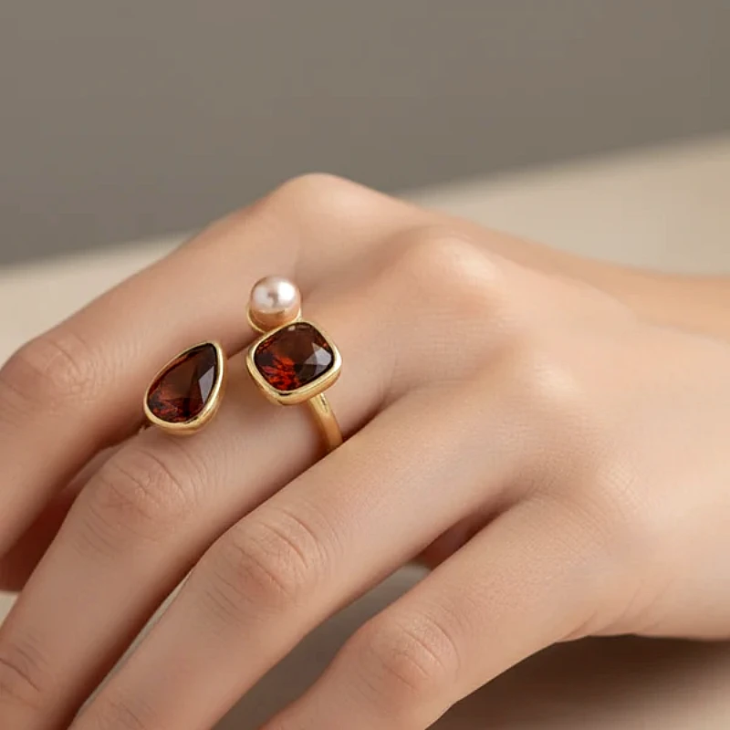 brown-stone-pearl-ring_1320_ifvl.webp