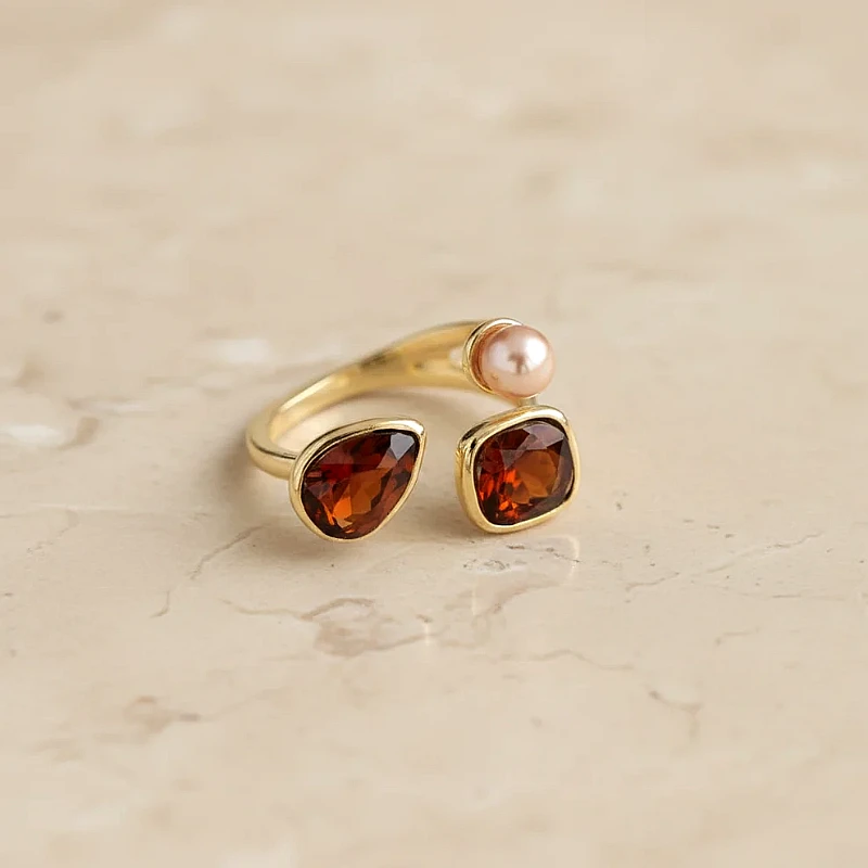brown-stone-pearl-ring_1320_ifvl.webp
