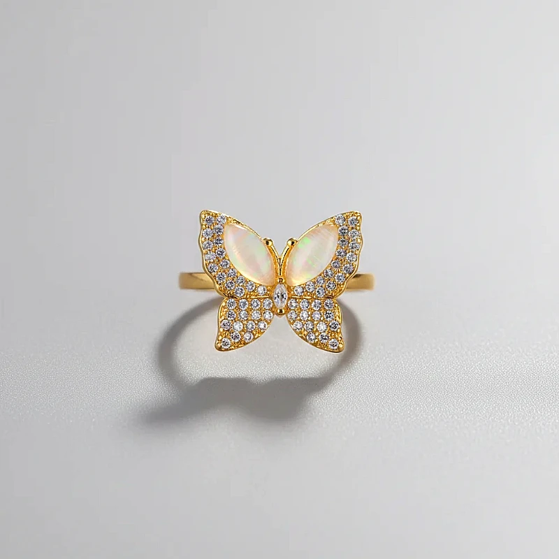 elegant-diamonds-butterfly-ring_1320_a1r6.webp
