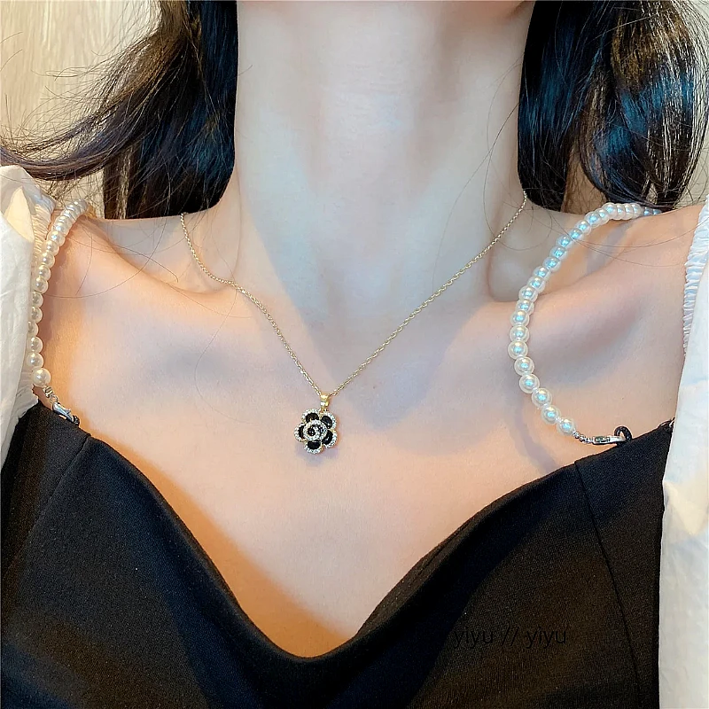 luxury-black-flower-pearl-jewelry-s_1320_dqjg.webp