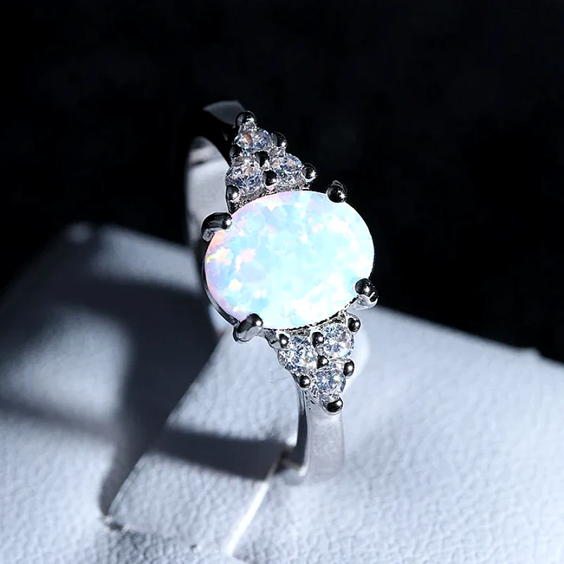 natural-stone-diamonds-silver-ring_1320_7q1e.webp