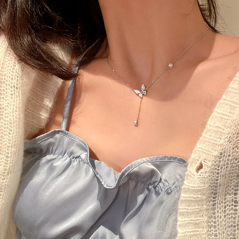Pearl &amp;amp;amp; Butterfly Silver - Necklace