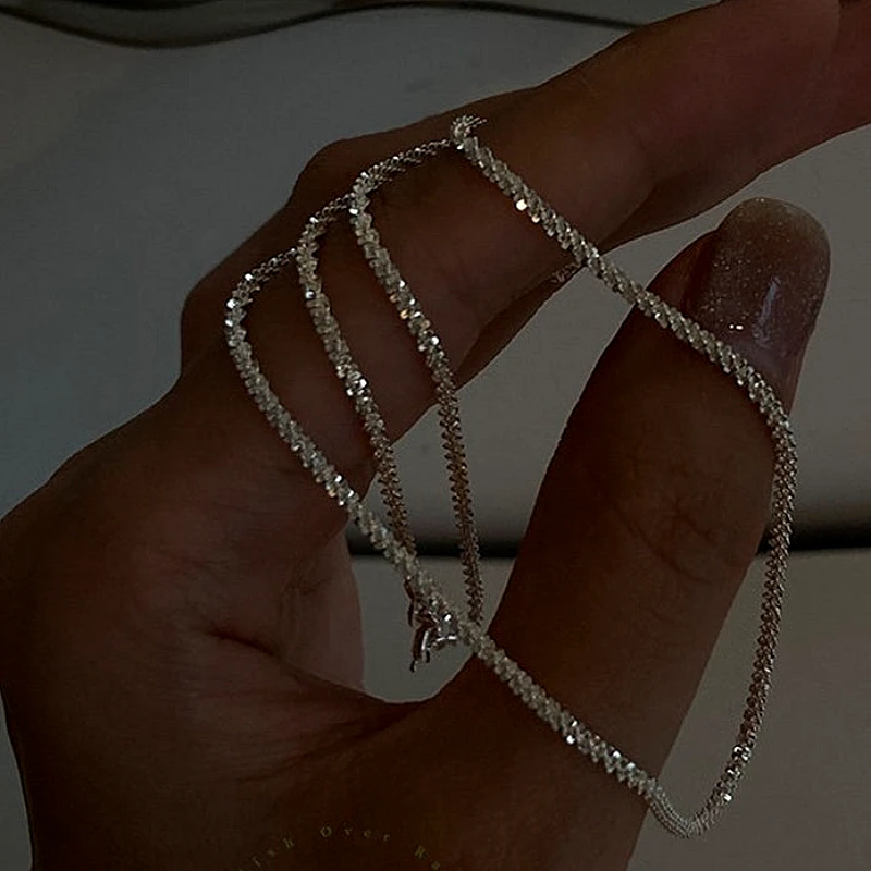 sparkling-crystal-tennis-necklace_1320_xe6b.webp