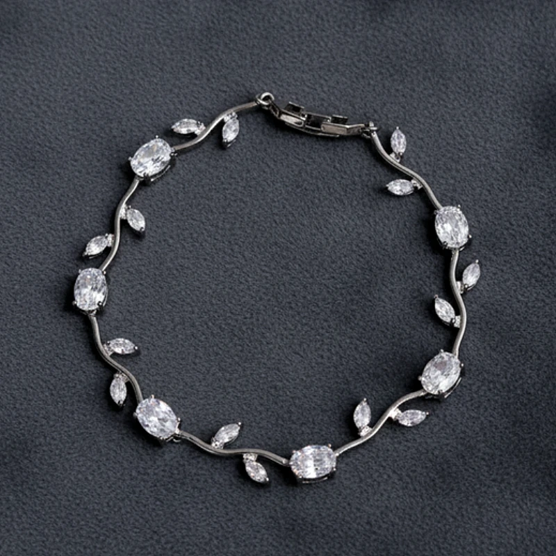 Viral Tulip Crystal Diamond Silver Bracelet - Product Image